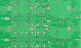 該PCB上的接地點具有很高的DC隔離度，但它們也具有一些雜散電容